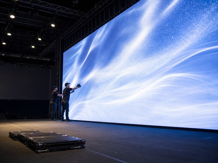 2026年LED租赁屏箱体规格选型指南：500×500与500×1000的4项差异